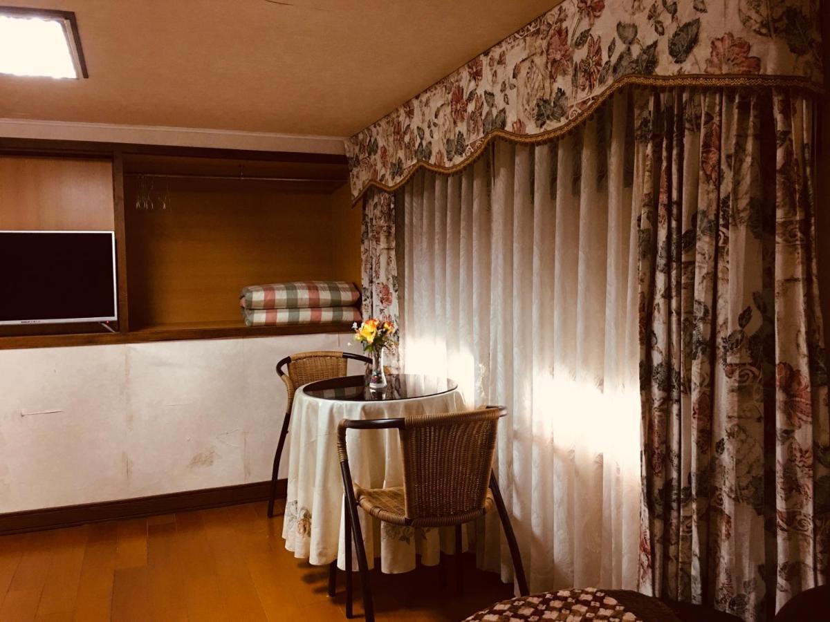 Chulu Wenxin Xiao Zhan Homestay Exterior foto